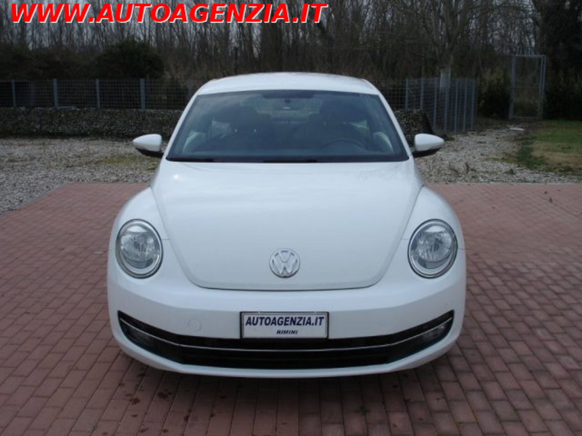 Volkswagen Maggiolino 1.6 TDI Design (6)
