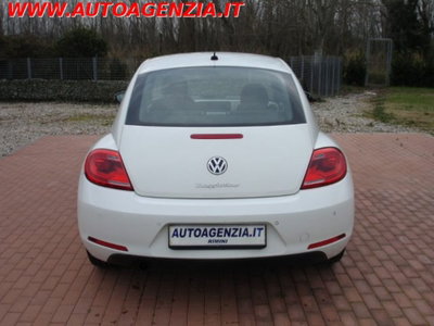 Volkswagen Maggiolino 1.6 TDI Design (7)