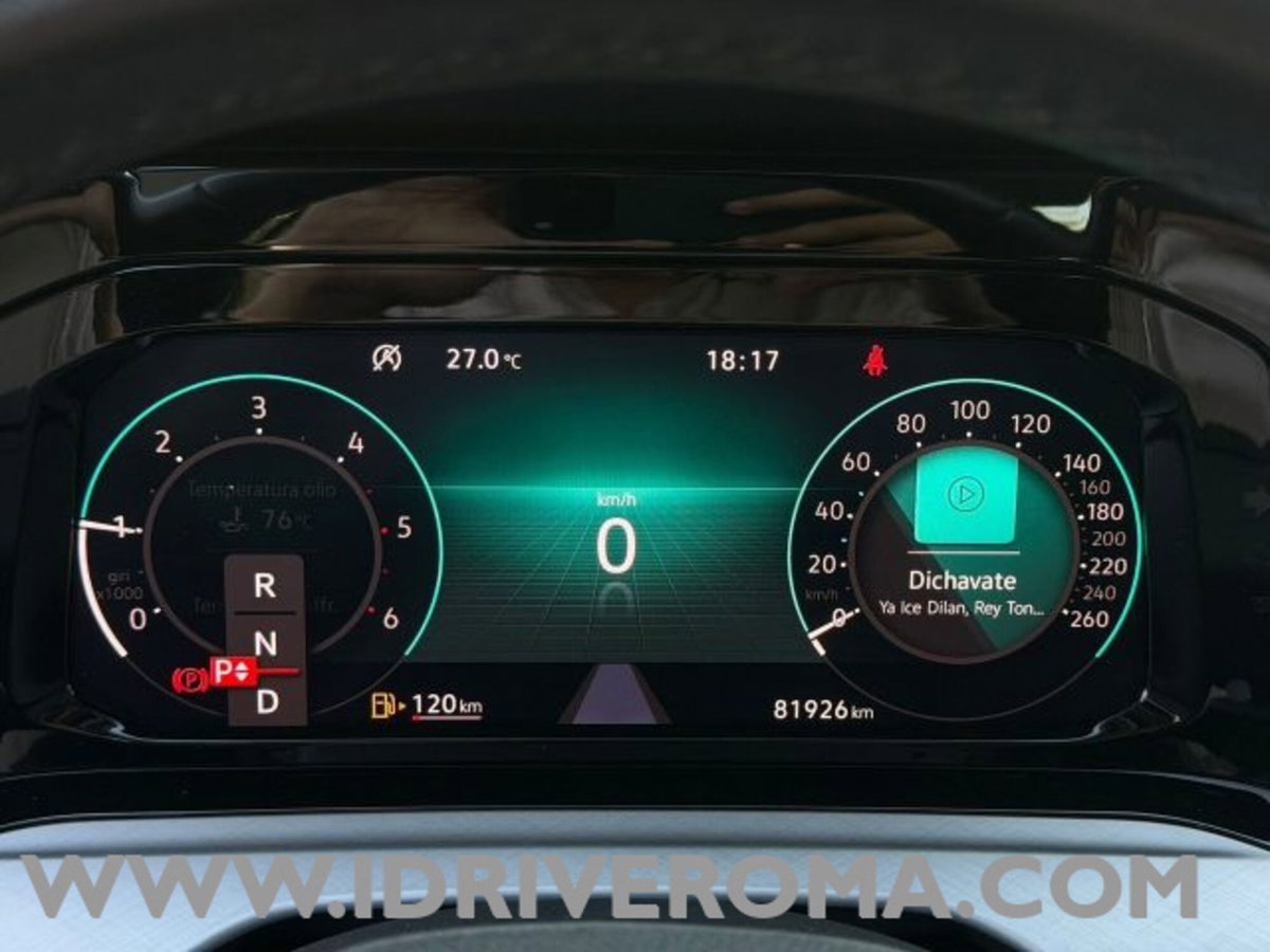 Volkswagen Golf 2.0 tdi Life 115cv (9)