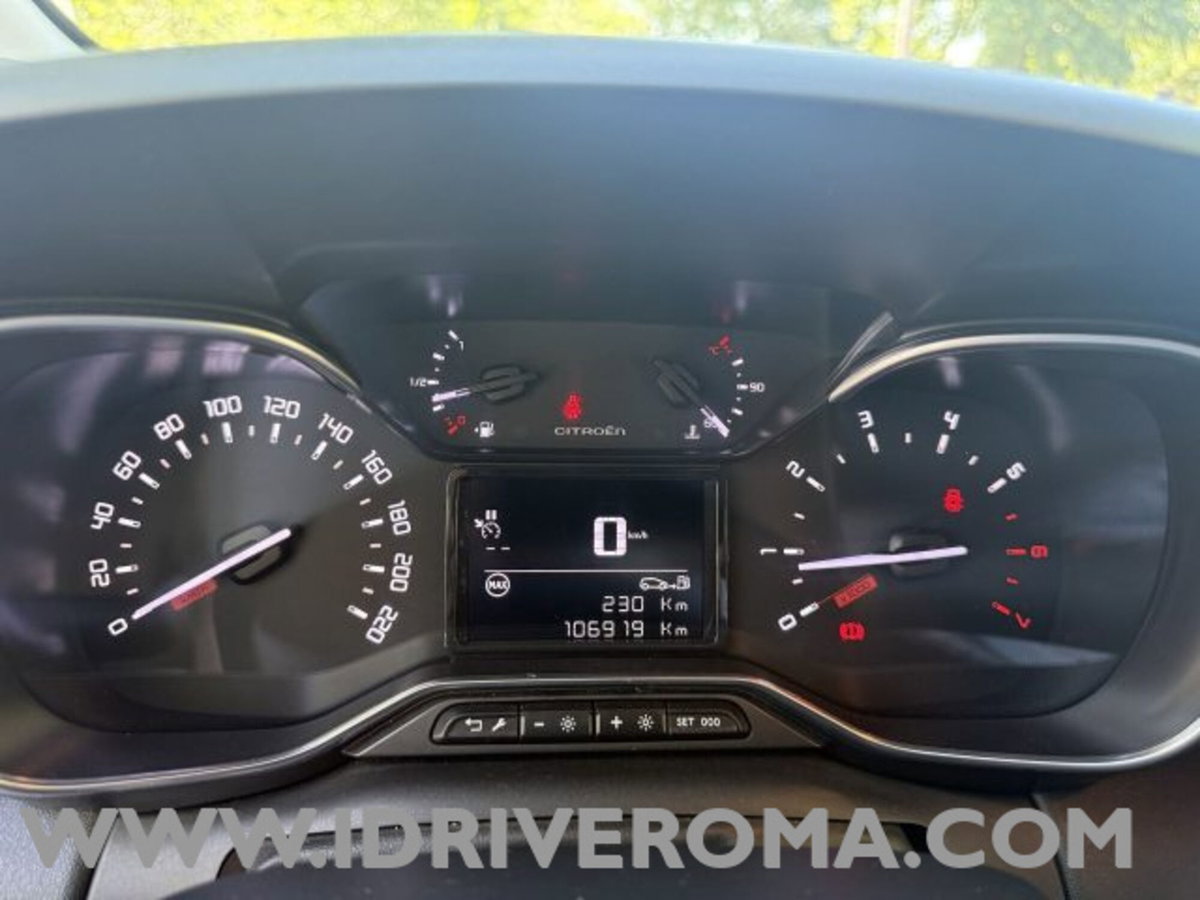 Citroen C3 Aircross PureTech 82 Live (12)