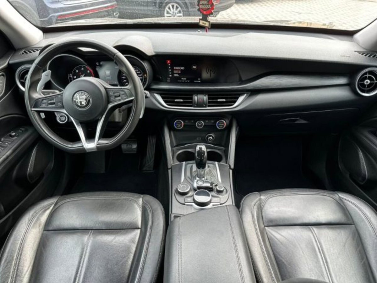 Alfa Romeo Stelvio Stelvio 2.2 Turbodiesel 210 CV AT8 Q4 Executive (13)