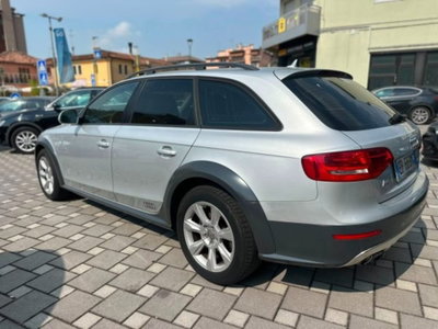 Audi A4 Allroad 2.0 TDI 177 CV Business (2)