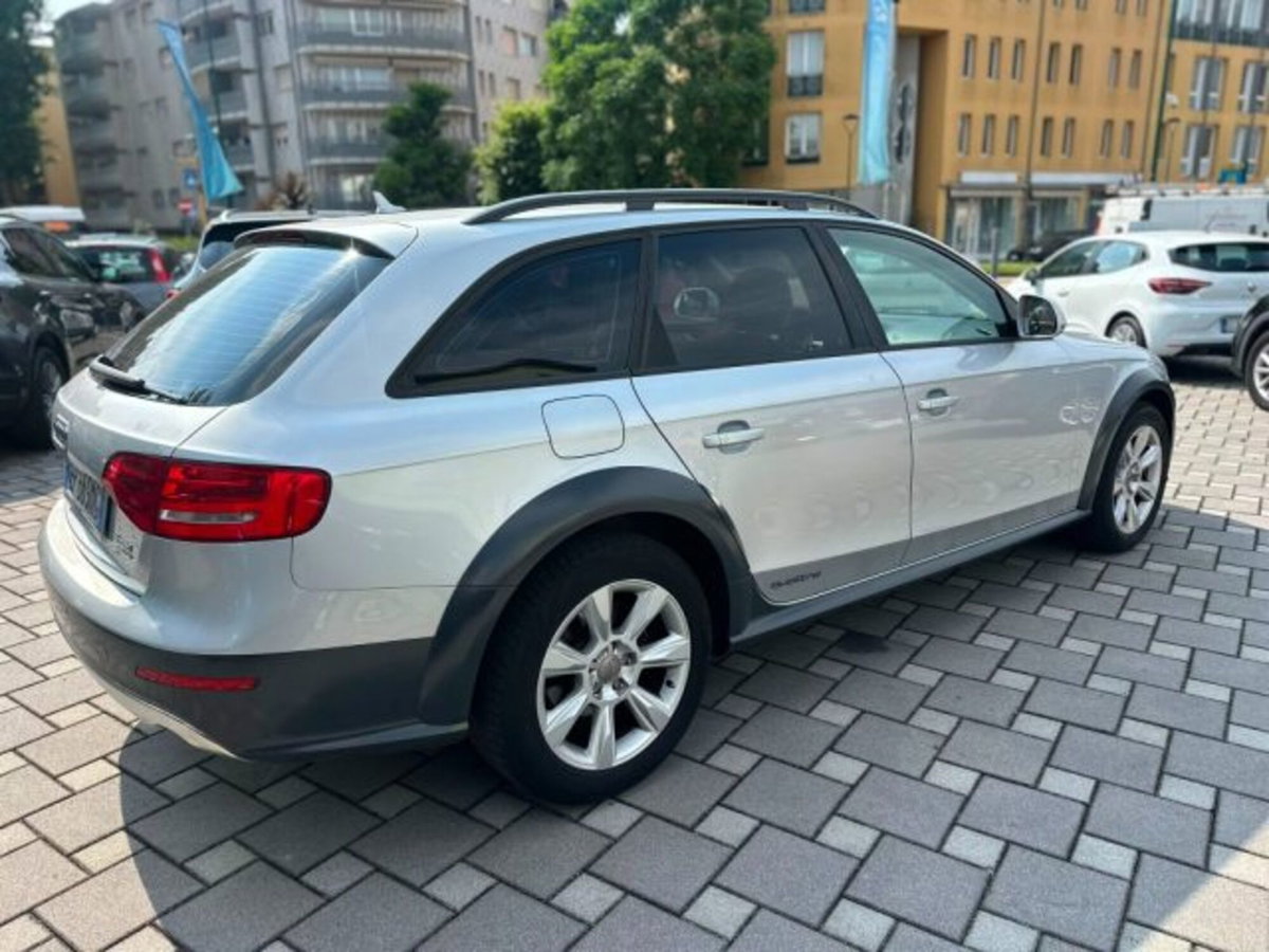 Audi A4 Allroad 2.0 TDI 177 CV Business (5)