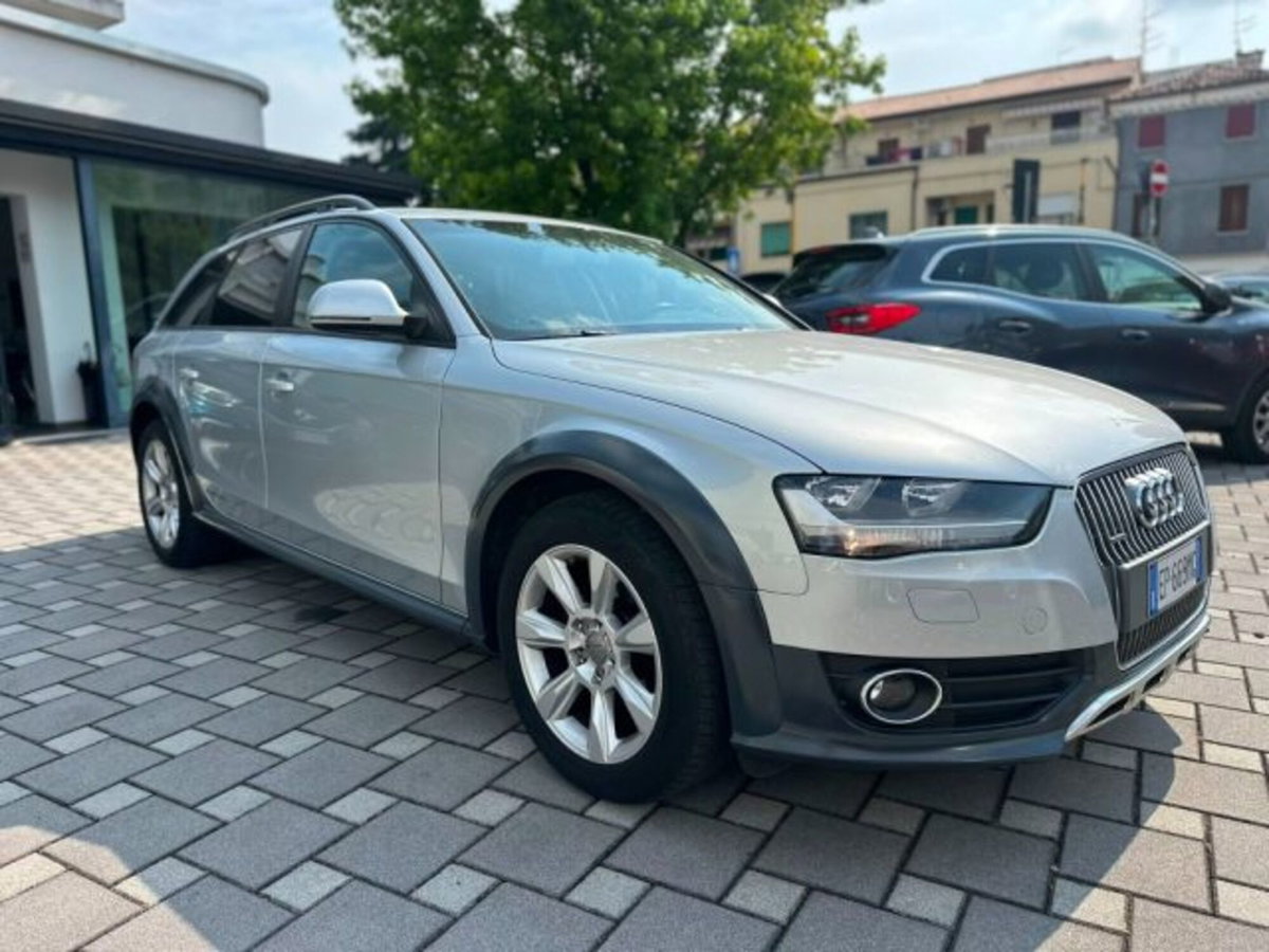 Audi A4 Allroad 2.0 TDI 177 CV Business (6)
