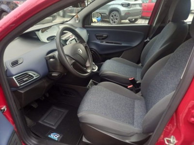 Lancia Ypsilon 1.0 FireFly 5 porte S&S Hybrid Silver Plus (3)