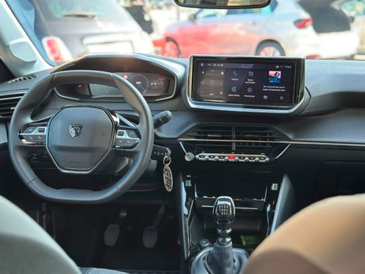 Peugeot 208 1.2 puretech Active s&s 100cv (10)