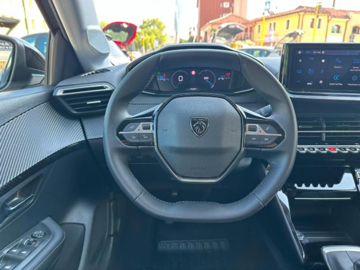 Peugeot 208 1.2 puretech Active s&s 100cv (11)