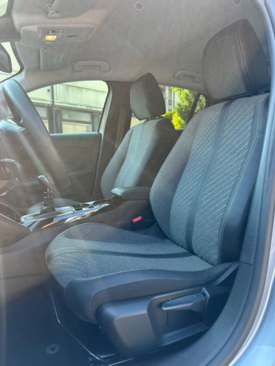 Peugeot 208 1.2 puretech Active s&s 100cv (8)