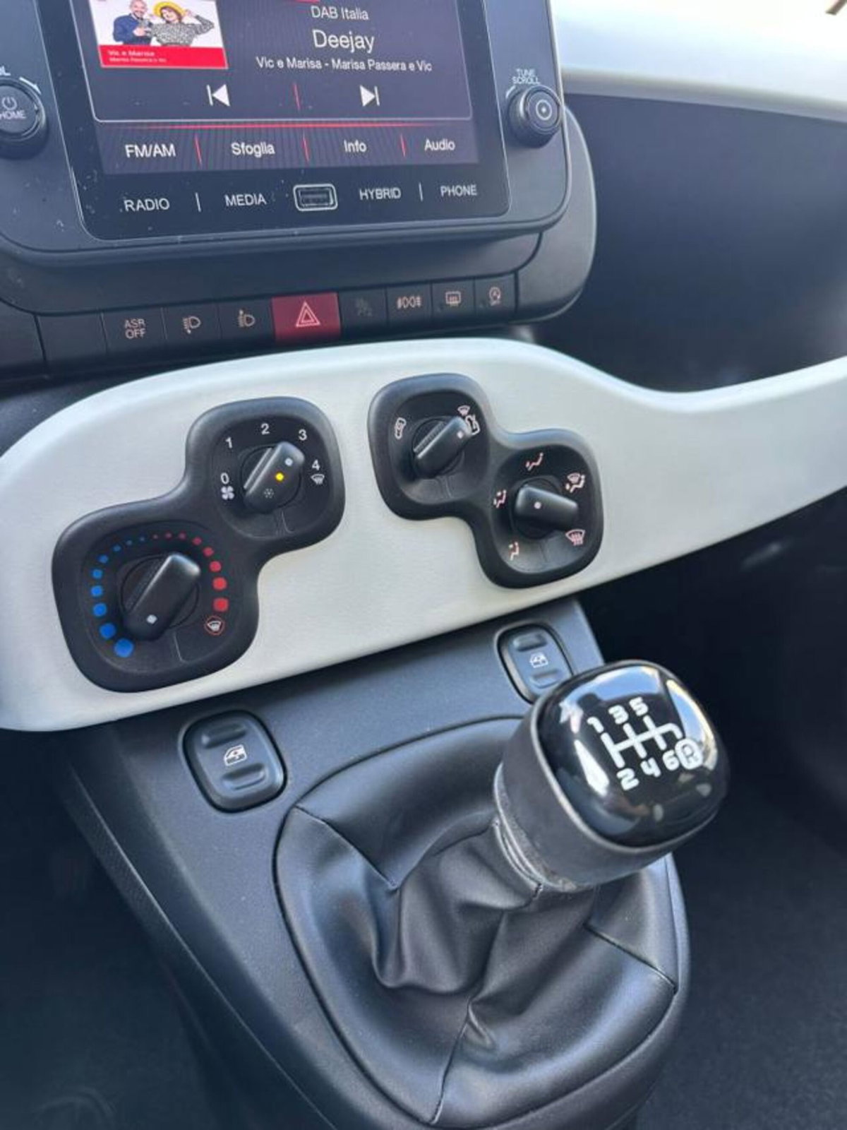 Fiat Panda Cross 1.0 firefly hybrid Cross s&s 70cv 5p.ti (10)