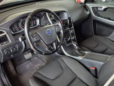 Volvo XC60 D3 Geartronic R-design Momentum (15)