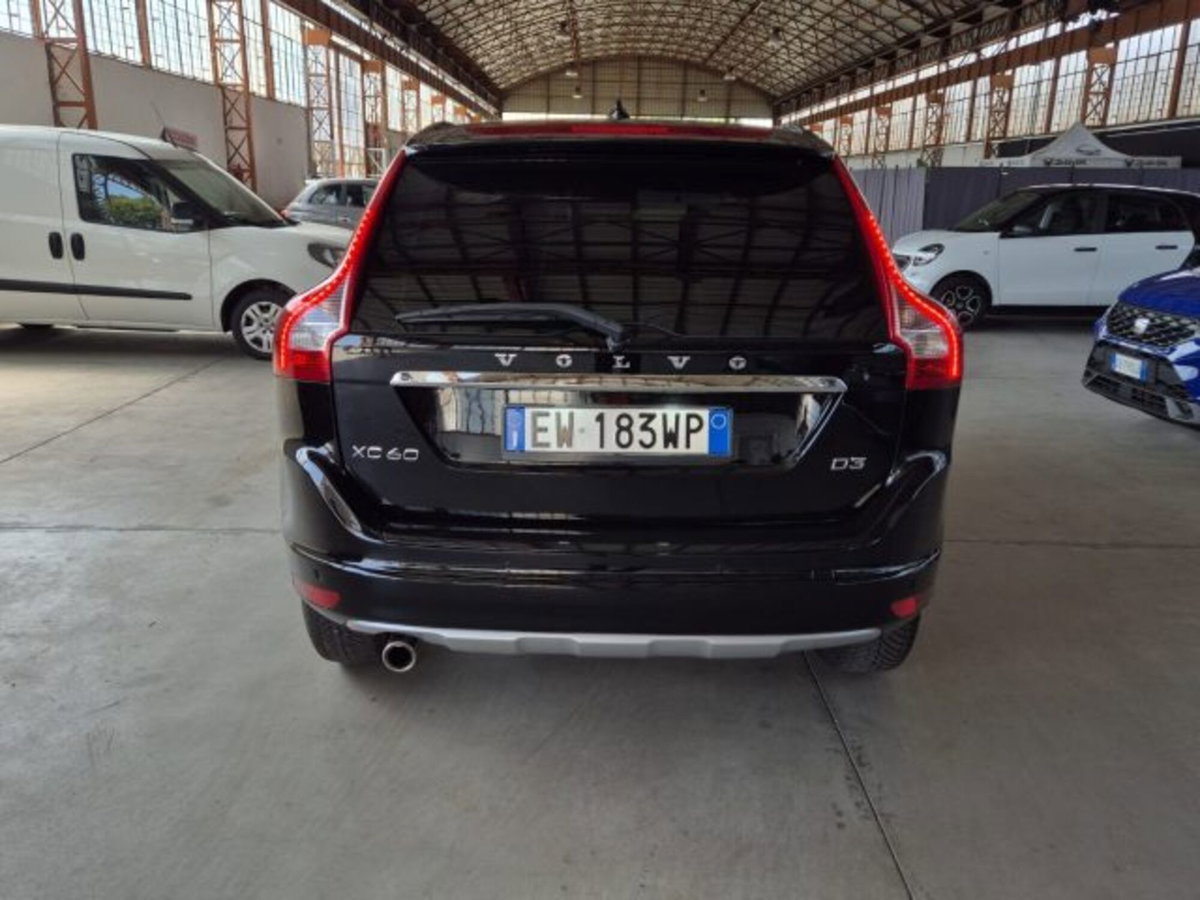 Volvo XC60 D3 Geartronic R-design Momentum (5)