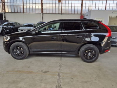 Volvo XC60 D3 Geartronic R-design Momentum (7)