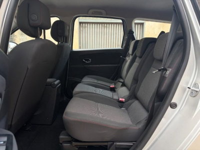 Renault Scenic E-Tech Electric 1.5 dCi 110CV Attractive (16)