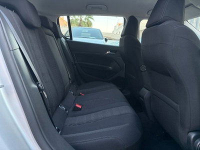 Peugeot 308 BlueHDi 120 S&S Allure (10)
