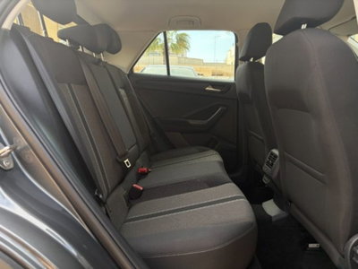 Volkswagen T-Roc 2.0 tdi Style 115cv (9)