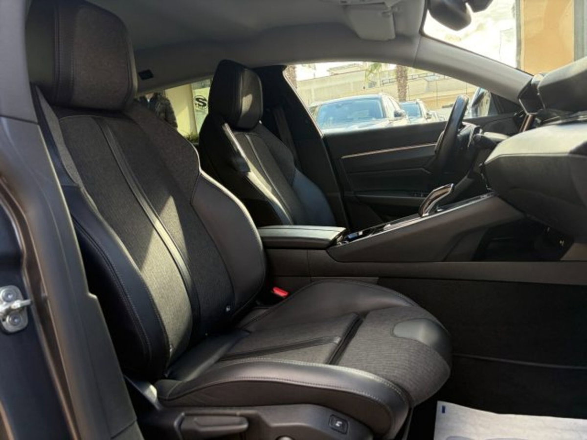 Peugeot 508 SW BlueHDi 130 Stop&Start EAT8 Allure Pack (10)