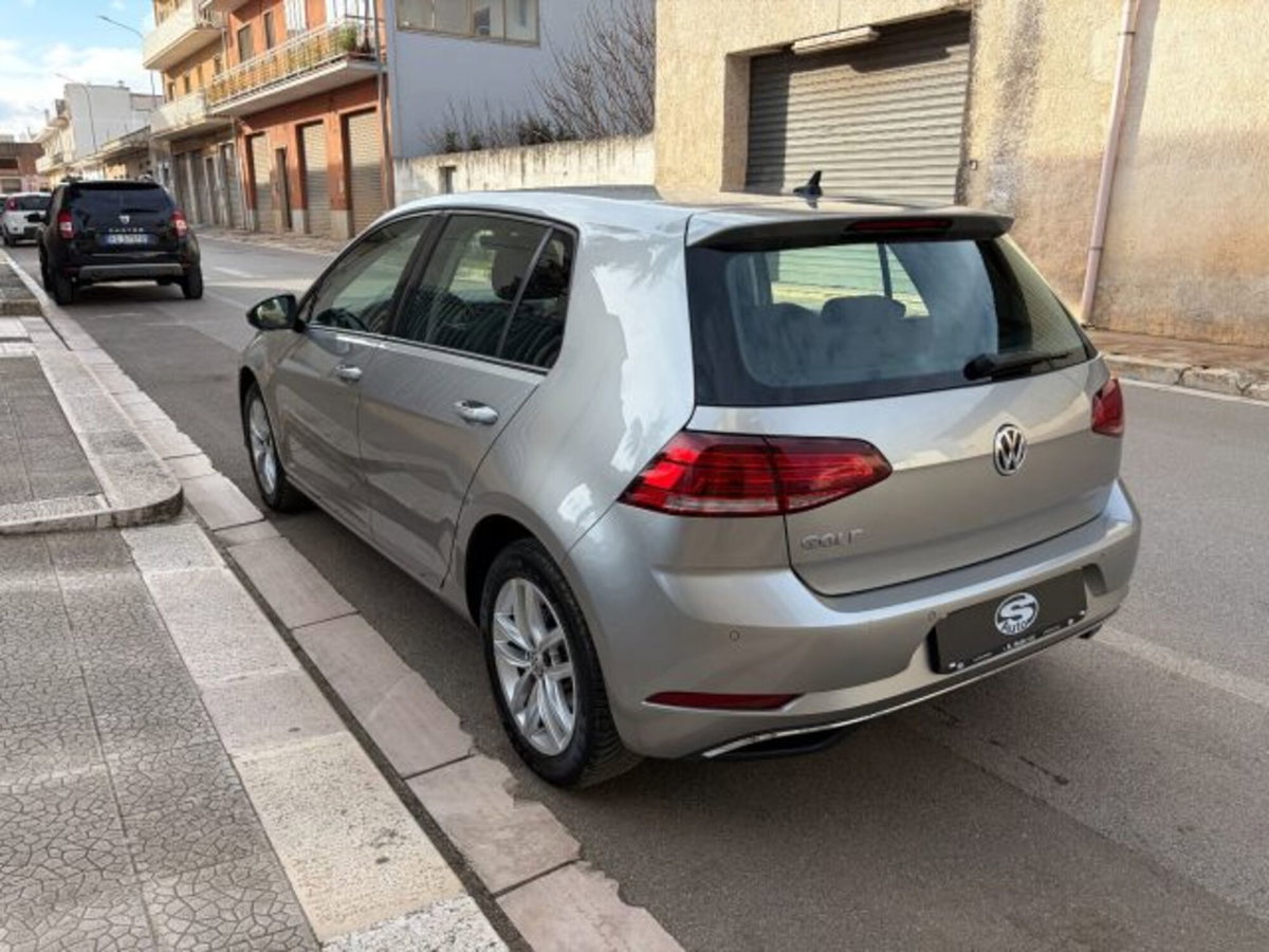 Volkswagen Golf 1.6 TDI 115 CV 5p. Business BlueMotion Technology (5)