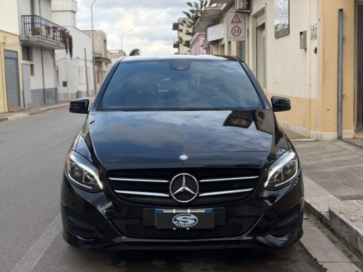 Mercedes-Benz Classe B 200 d Sport (9)
