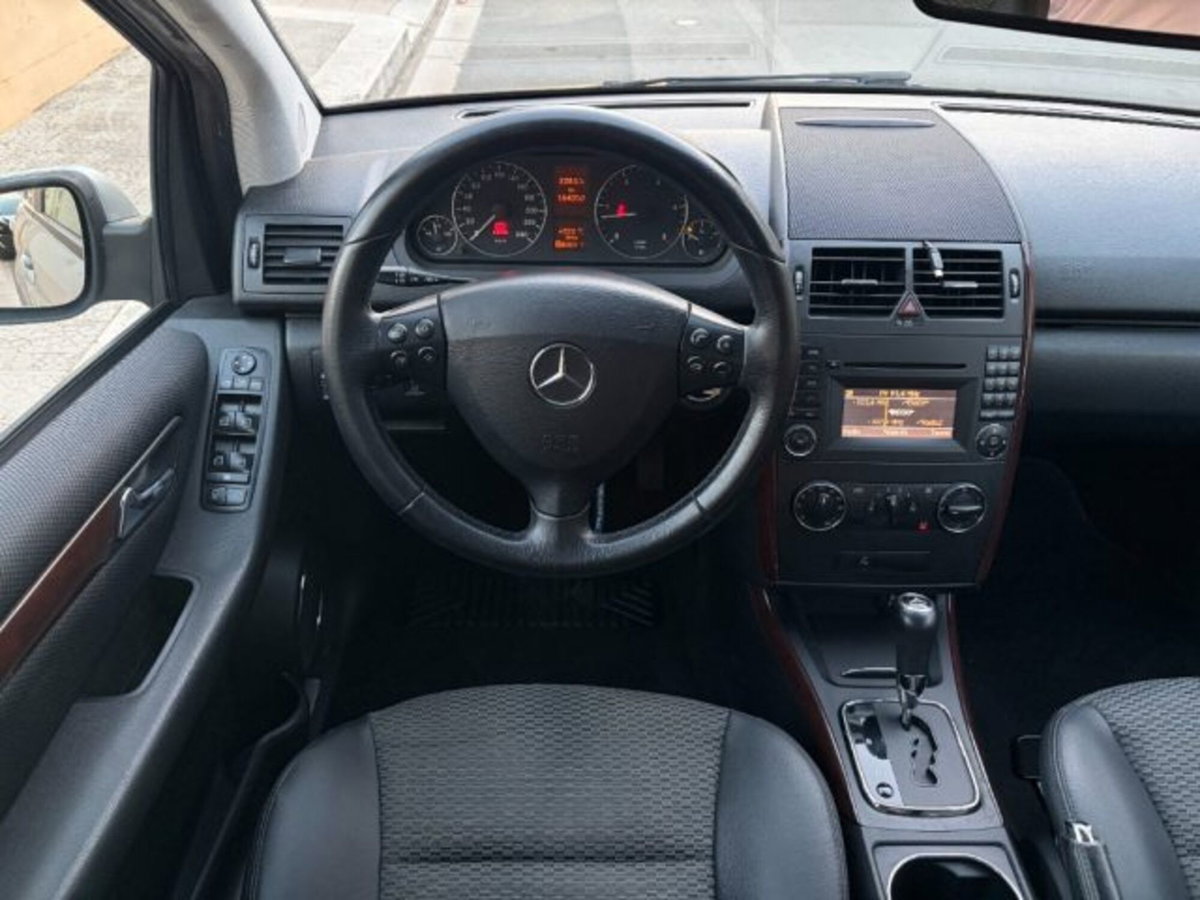 Mercedes-Benz Classe A 180 CDI Elegance (13)