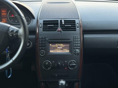 Mercedes-Benz Classe A 180 CDI Elegance (14)
