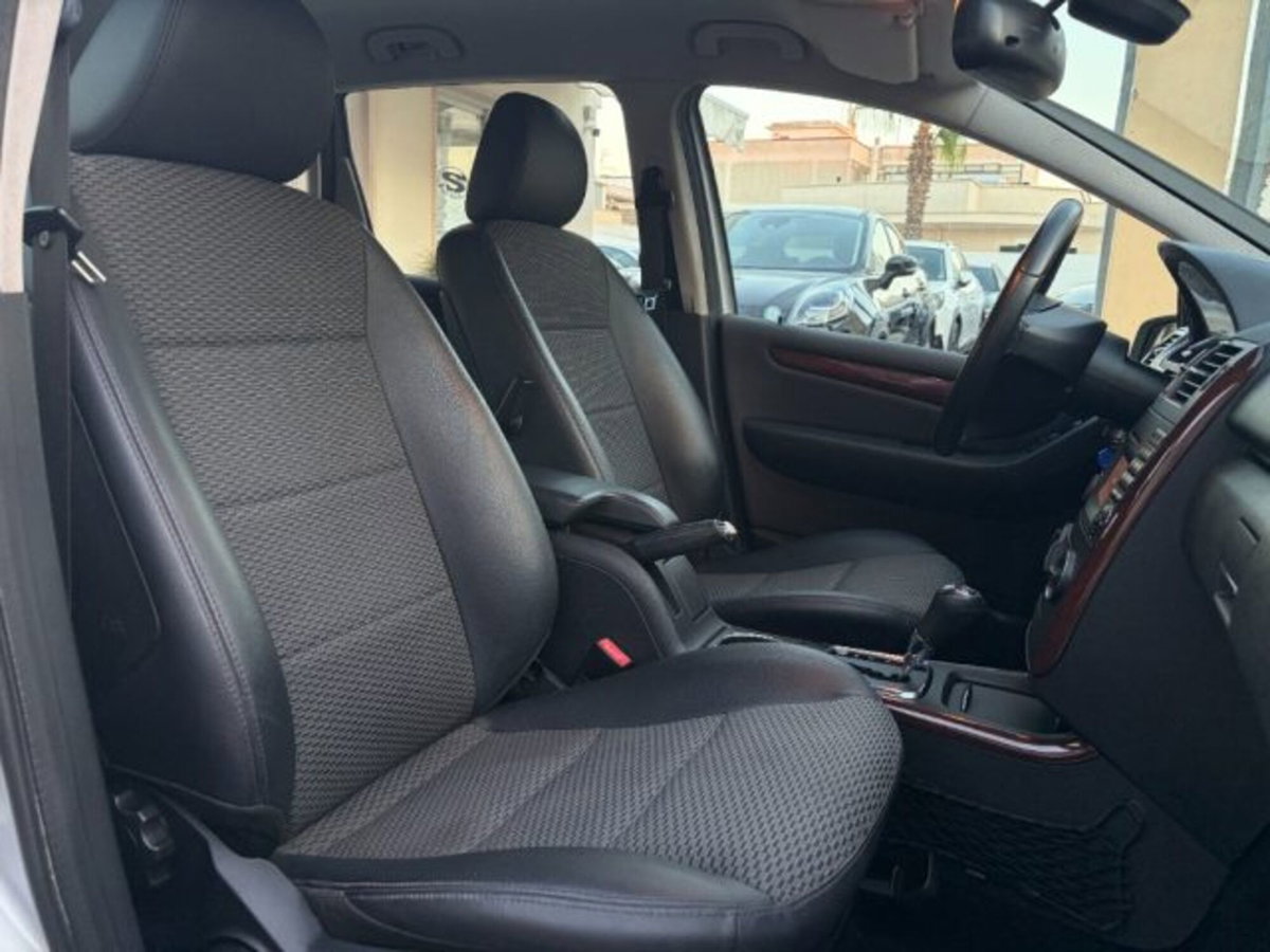 Mercedes-Benz Classe A 180 CDI Elegance (9)