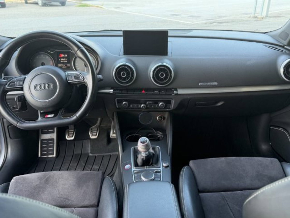 Audi S3 Sportback 2.0 TFSI quattro (11)
