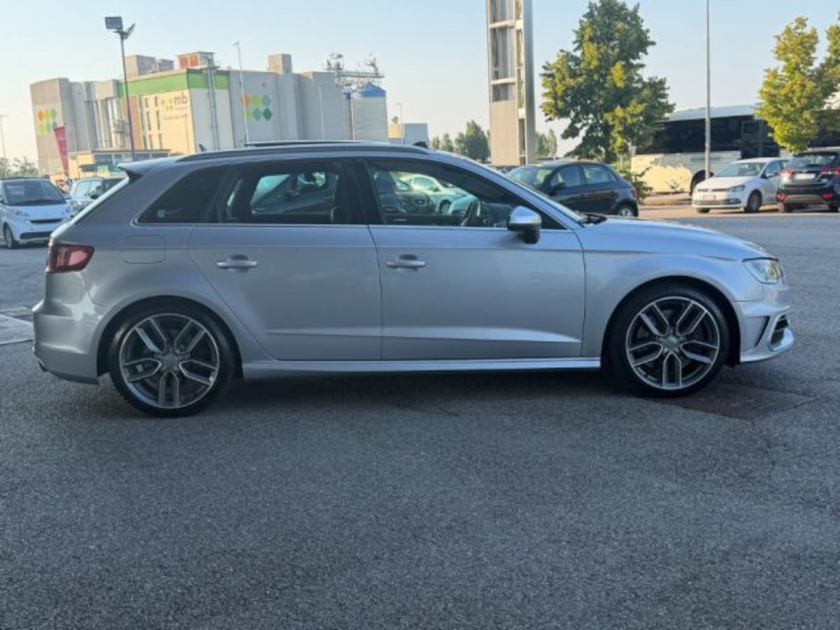 Audi S3 Sportback 2.0 TFSI quattro (7)