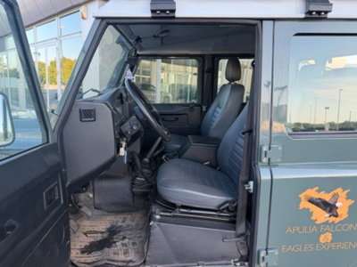 Land Rover Defender 110 2.2 TD4 Station Wagon N1 (10)