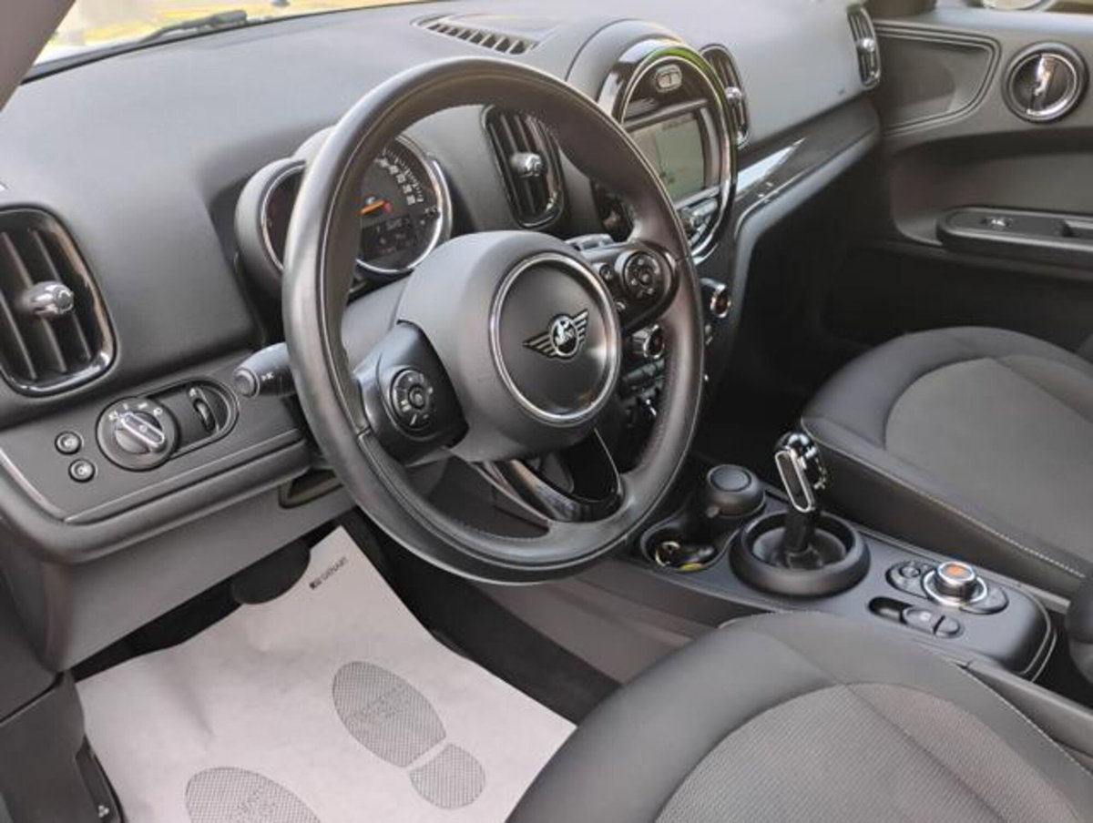 MINI Mini Countryman 2.0 Cooper D Hype Countryman (10)