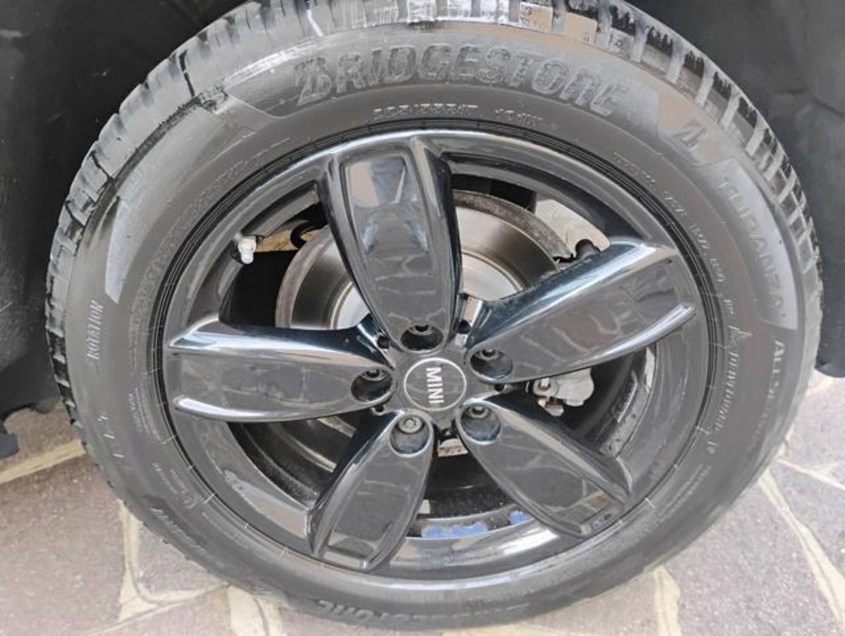 MINI Mini Countryman 2.0 Cooper D Hype Countryman (15)