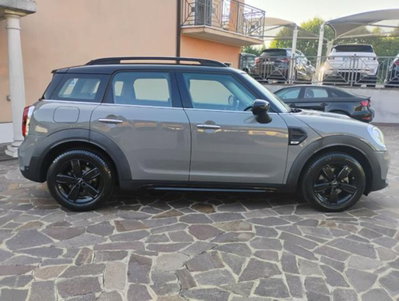 MINI Mini Countryman 2.0 Cooper D Hype Countryman (2)