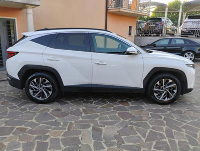 Hyundai Tucson 1.6 CRDi XLine (2)