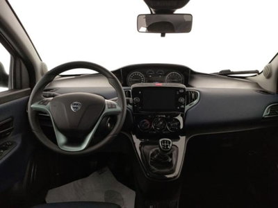 Lancia Ypsilon 1.2 69 CV 5 porte GPL Ecochic Alberta Ferretti (7)