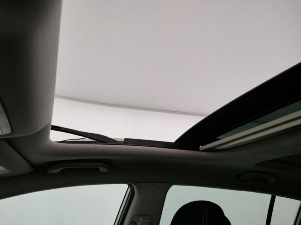 Kia Sportage 1.7 CRDI VGT 2WD Cool (6)