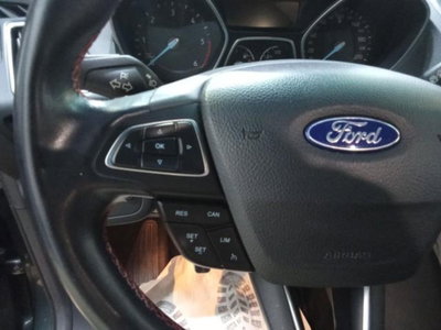 Ford Kuga 1.5 TDCI 120 CV S&S 2WD ST-Line (10)