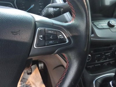 Ford Kuga 1.5 TDCI 120 CV S&S 2WD ST-Line (11)
