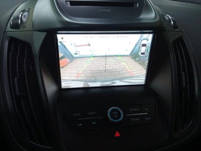 Ford Kuga 1.5 TDCI 120 CV S&S 2WD ST-Line (14)