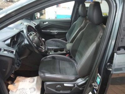Ford Kuga 1.5 TDCI 120 CV S&S 2WD ST-Line (7)