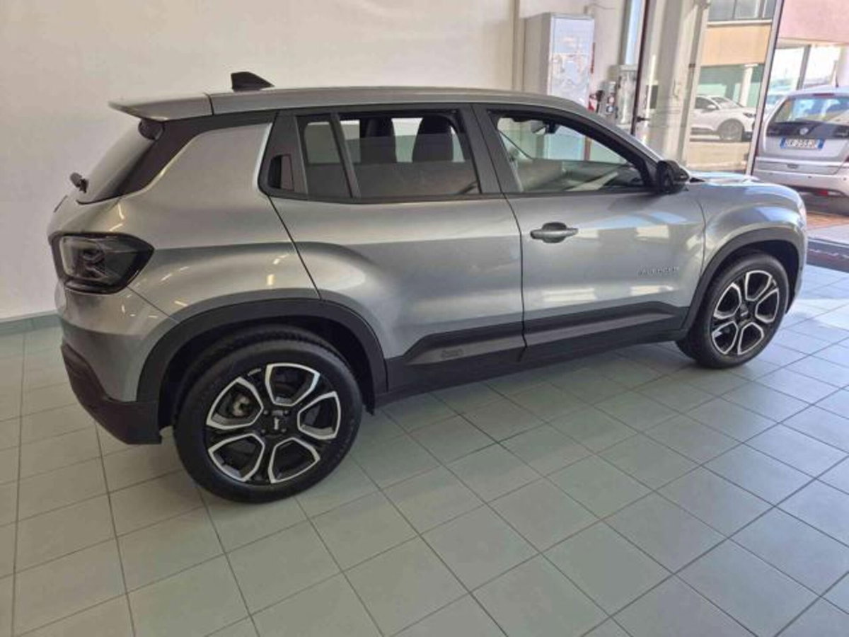 Jeep Avenger 1.2 turbo Summit fwd 100cv (12)