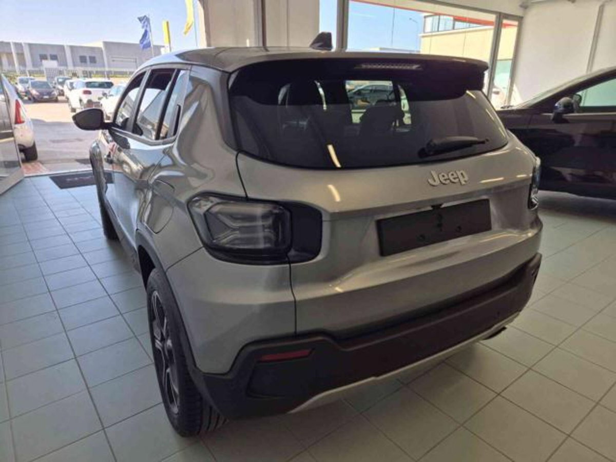 Jeep Avenger 1.2 turbo Summit fwd 100cv (8)