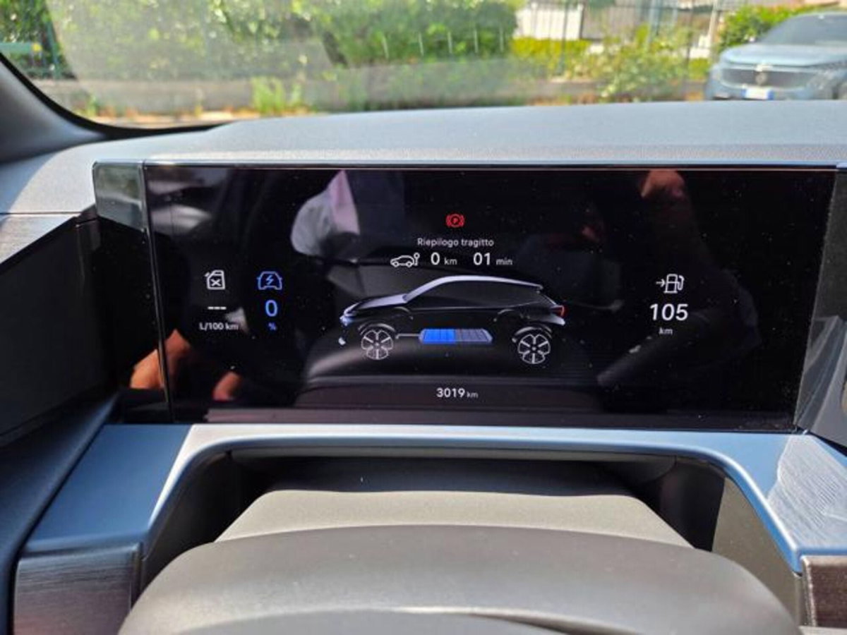 Lancia Ypsilon 1.2 mhev Edizione Cassina e-dct (9)