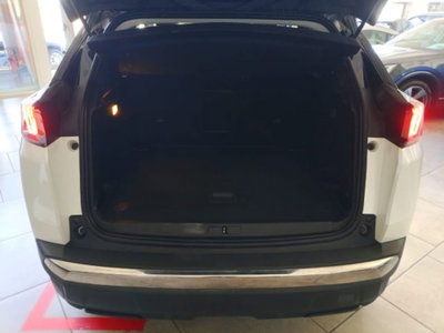 Peugeot 3008 BlueHDi 130 S&S EAT8 Allure Pack (18)