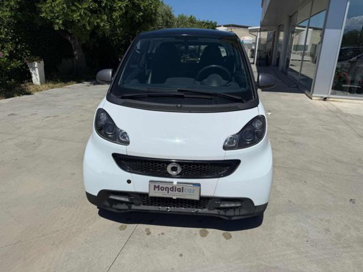 smart Fortwo 1000 52 kW MHD coupé passion (4)