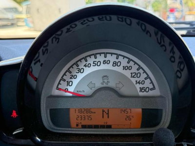 smart Fortwo 1000 52 kW MHD coupé passion (6)