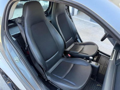 smart Fortwo 1000 52 kW MHD coupé passion (9)