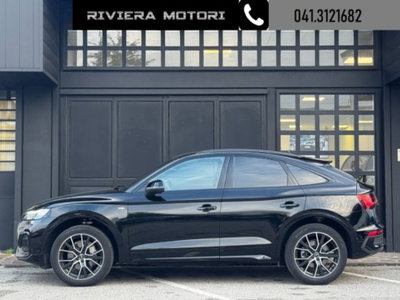 Audi Q5 Sportback 40 2.0 tdi mhev 12V Identity Black quattro s-tronic (2)