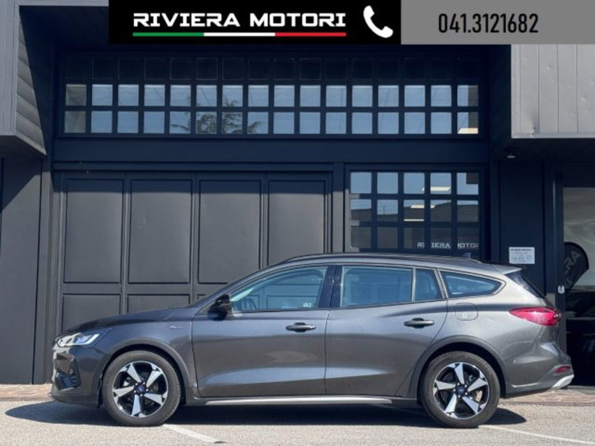 Ford Focus Station Wagon 1.5 EcoBlue 115 CV automatico SW Active Design (2)