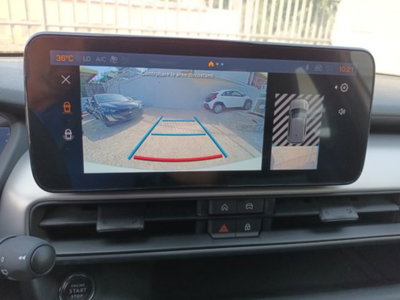 Jeep Avenger 1.2 turbo e-hybrid mhev Upland 4xe 145cv edct6 (11)
