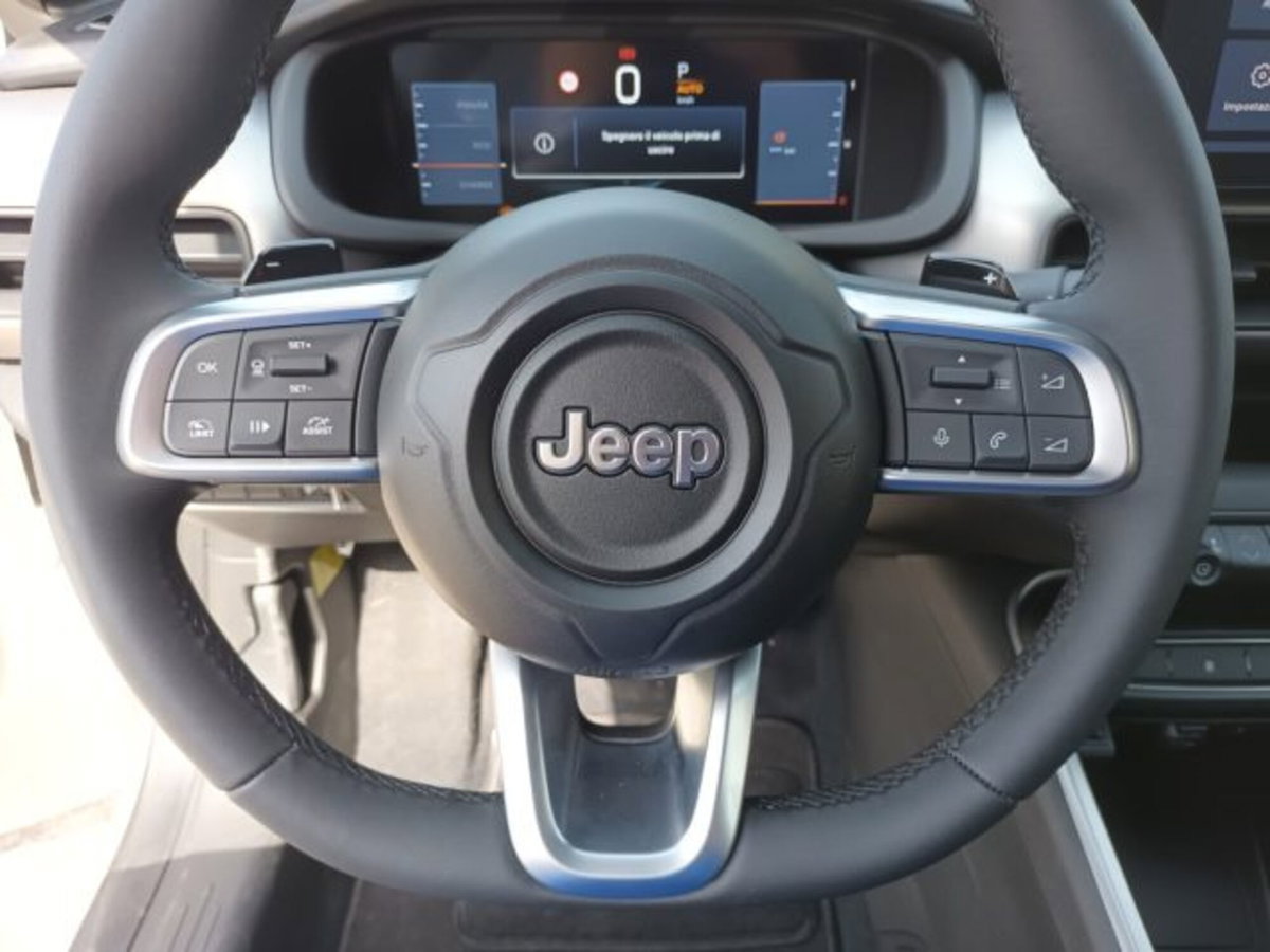 Jeep Avenger 1.2 turbo e-hybrid mhev Upland 4xe 145cv edct6 (13)