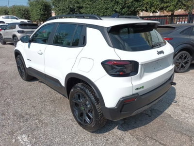 Jeep Avenger 1.2 turbo e-hybrid mhev Upland 4xe 145cv edct6 (3)